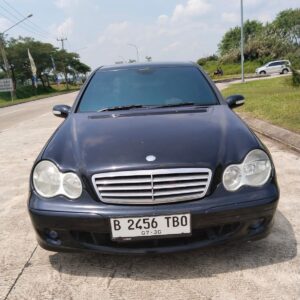 Mercedes Benz